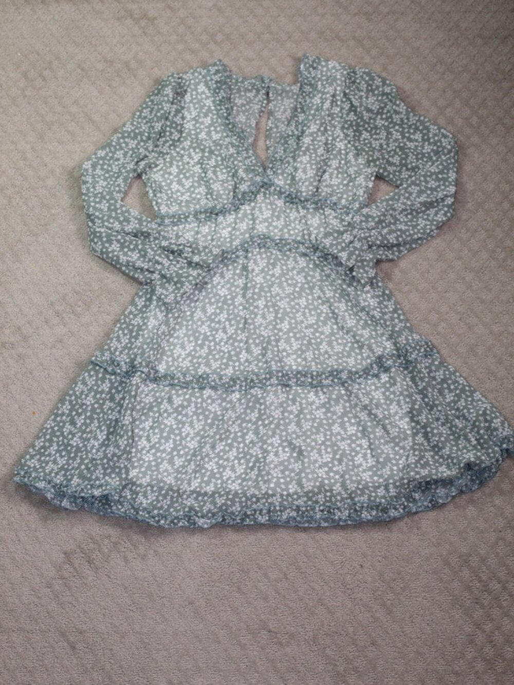 B Darlin Size 7/8 Green White Floral Long Sleeve Lined Knee-Length Dress